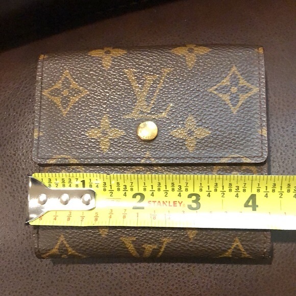 LOUIS VUITTON Monogramed Wallet Authentic TH0020 - Picture 17 of 17